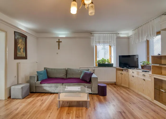 Blackberry Pool & Wellness- Happy *