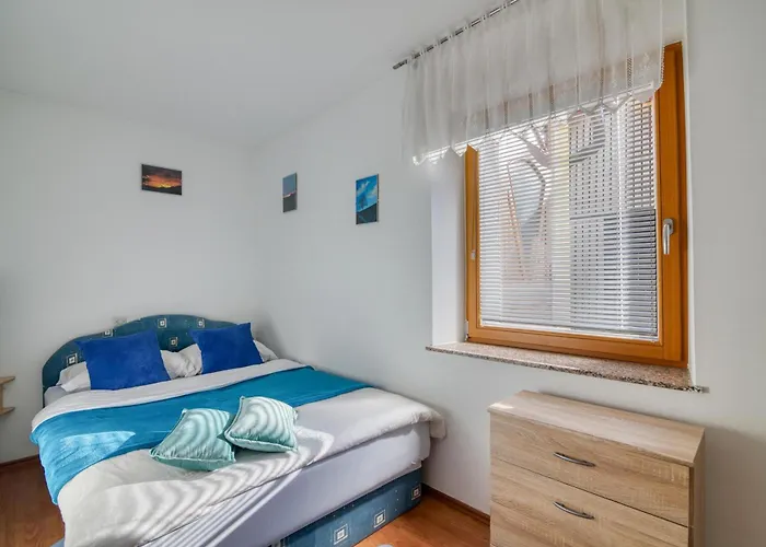 Vakantiehuis Blackberry Pool & Wellness- Happy Vransko