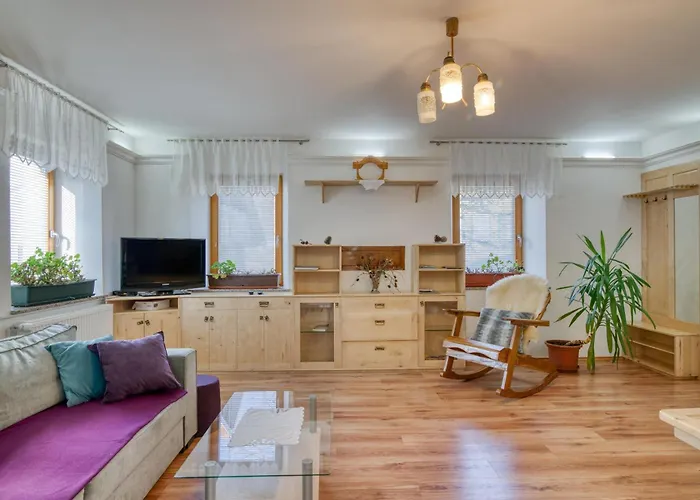 Blackberry Pool & Wellness- Happy *